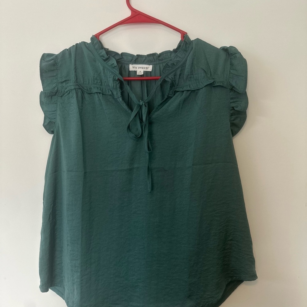 Blu Pepper Green Ruffle Sleeve Top